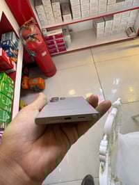 اس ٢٤ الترا • ٢٥٦ • جديد