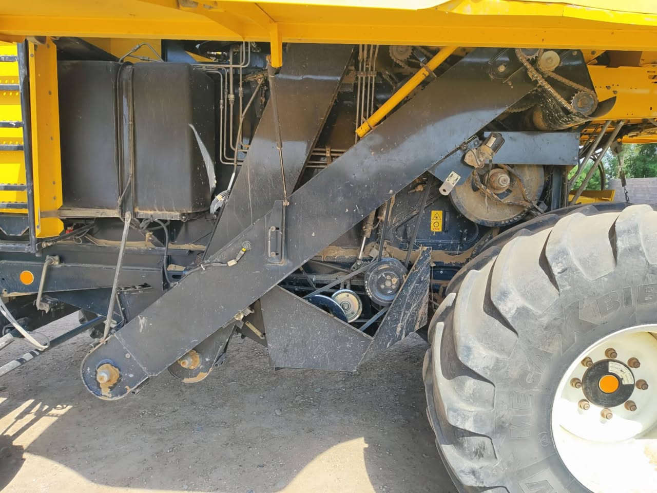 سلام حاصوده البيع مديل 14 جديده مكفوله كفاله عامه مكان واسط شحيمية ***********
