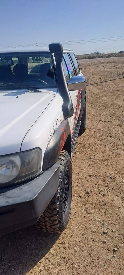 السلام عليكم نيسان بترول للبيع موديل 2008رقم بغداد مكينه بانزين 4800 تخم تاير تخم  كب للعلم السيارة مال مزاد ***********..
