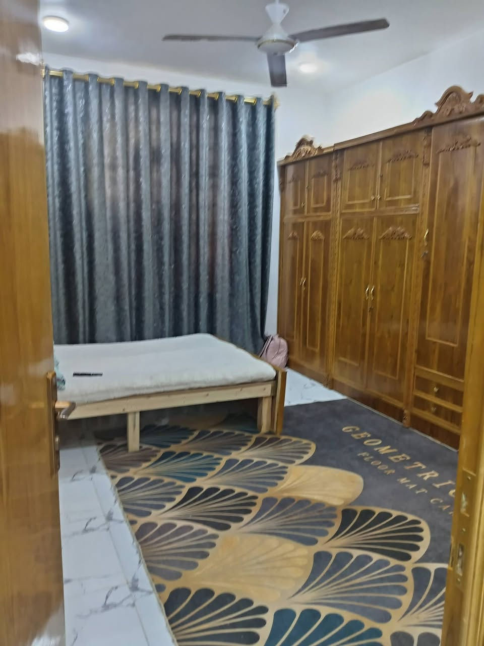 بيت للبيع بناء حديث المساحه 200م طابوك صب كونكريت مجاري كامله ع شارعين يحتوي على غرفتين وصاله واستقبال وصحيات خارجيه وداخليه ومطبخ ومرقم بلديه ويوجد اقرار محكمه الموقع قريه الحسن قريب للشارع العام السعر 82 مليون وقابل للتفاوض للاستفسار مراسله الصفحه او مراجعه مكتب التعارف مقابل رشيد العامري او الأتصال ع الرقم ***********
