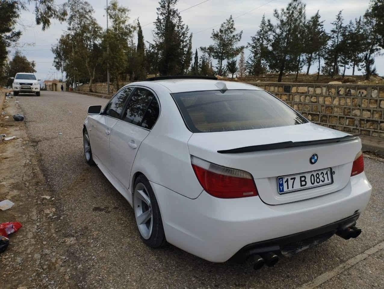 بى ئيم موديل ٢٠٠٧ فول موسفات بسمه سلايت كامل سياره يه جوان گيرومه كينه به شه رت ليدراويكى كه مى پيشتى هه يه عيزام نييه به عيزام ده يفروشم منفبست ئه سلى سعر٧٥ وه ره قه مكينه ٦ نوزل كورت مرغوب
ژ. م/*********** زين *********** شقلاوة, أربيل
