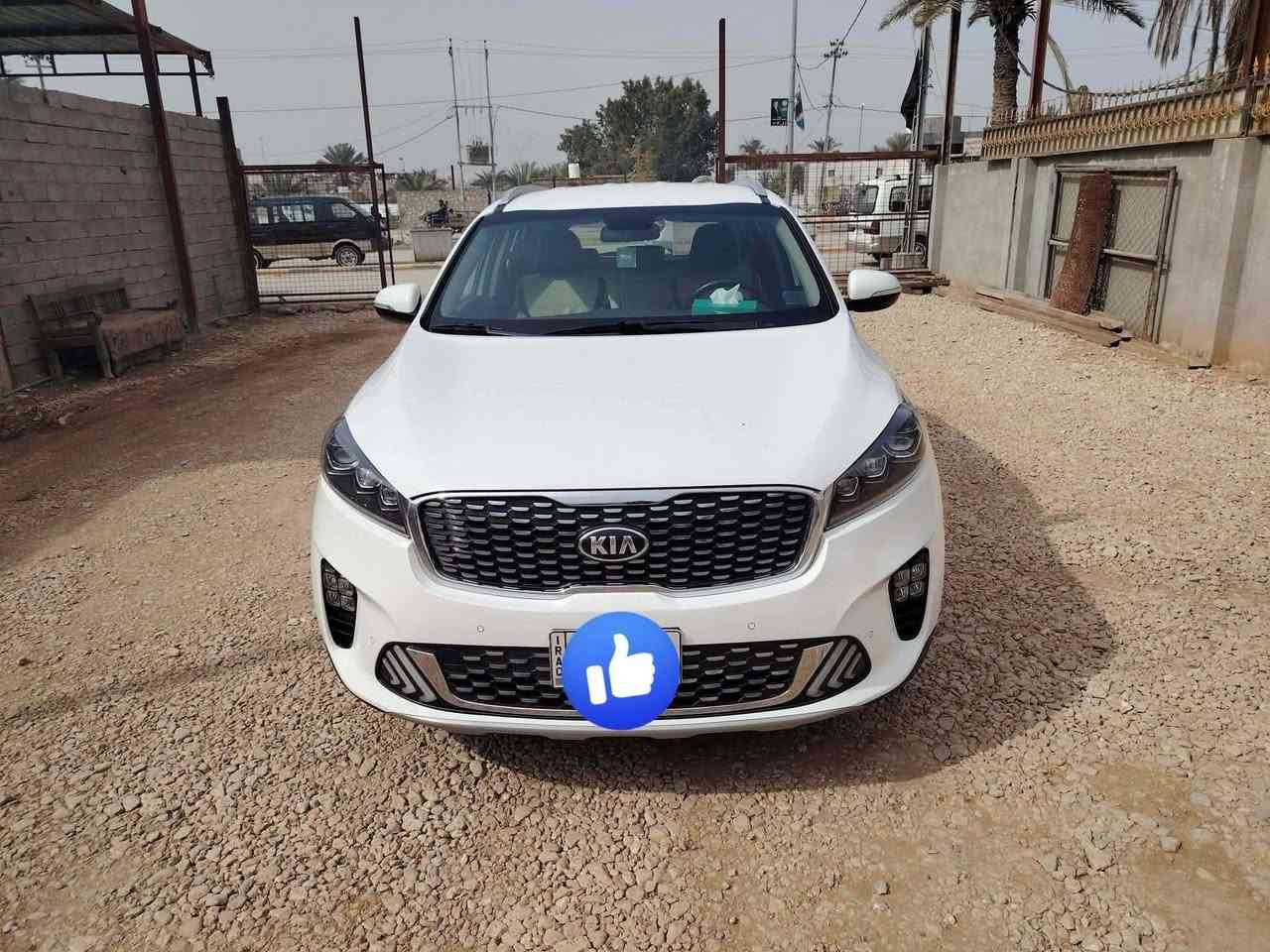 سورينتو موديل 2020 خليجي ماشيه 50 الف فقط بيع مستعجل
سيارة ثانوية مخليها للبيت نظافة 100٪ شرط نقطه ما بيها مكفولة كفاله عامة رقم بغداد سنويتها ما ساقطه السيارة على وضع الشركه برغي ما مفتوح بيها تجي و تشوف بعينك انضف من الصورة يشهد الله  سعرها 265 و بي مجال بسيط للتواصل واتساب او اتصال 
***********
العنوان النجف الاشرف
