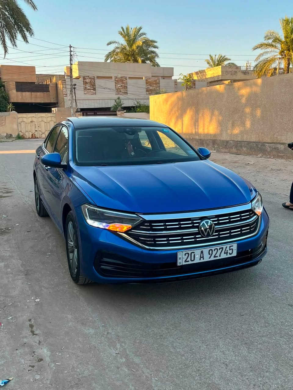 السلام عليكم للبيع 

 Volkswagen Jetta 2024 وارد أمريكي 
فول مواصفات SE
بصمة أبواب + تشغيل 
تشغيل عن بعد 
بانوراما 
مقاعد جلد 
مقعد كهربائي 
رادات امامية + خلفية 
نقطة عمياء
سايد بريك كهربائي 
محرك 1500turbo
شاشة كبيرة 
Apple CarPlay 
انارة LED امامية خلفية 
إطفاء ذاتي

ماشية 24,000mi
السيارة حادثها البنيد والجامرلغ صبغ
 بدون دواخل والسونار مرفق بالمنشور
السعر 15,700$ وبيها مجال
العنوان ديالى بعقوبة 
للأستفسار الأتصال على الرقم ***********
