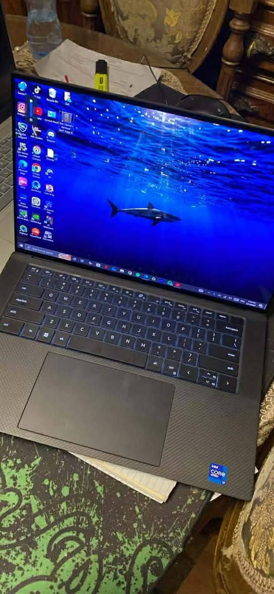 Dell5560 4k touch screen
Cpu : i7-11850H @2,50Hz

جيل 11

 : T1200 quadro  كارت الشاشه 4جيجا

Ram :32ram

Ssd: samsong nvme 512gb

Touch screen , 4k

فيس ايدي وبصمة ايد وكاميرا كل حاجه شغاله فل بدون اي عيوب استخدام شخصي


**إذا كنت صاحب هذا الإعلان وتريد حذفه لأي سبب، رجاءا أرسل رسالة إلى الدعم الفني**