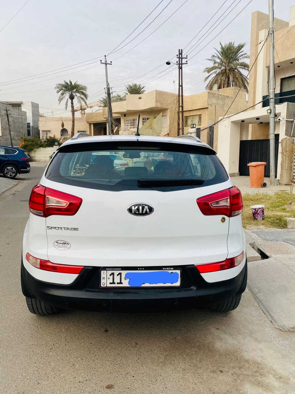 السلام عليكم سبورتج 2015 خليجيه رقم بغداد بأسمي الجديد وهزة جديده  فول مواصفات عدا البصمه  السياره بانوراما كاميرا حساسات اشاير بالمري مري شفط تحكمات جهتين يدات نيكل  مكفوله  من صبغ وتبديل بيهة فقط  المسطره يم الرقم الخلفي صبغ   بدون  اي دواخل مكاني بغداد الكرخ  للاستفسار ***********   السعر 149

