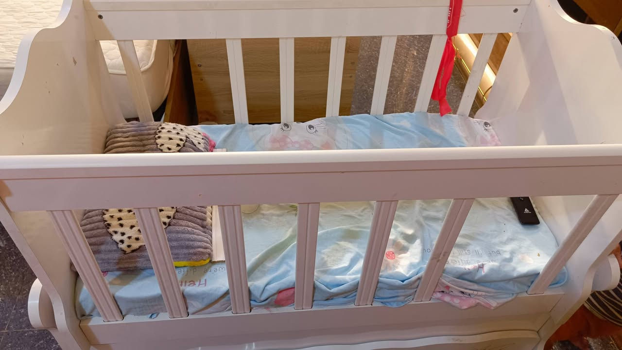 كاروك للبيع بعده نظيف ووياه دوشك ضغط جديد ابو 15 ودوشك احتياطي السعر ب70


**إذا كنت صاحب هذا الإعلان وتريد حذفه لأي سبب، رجاءا أرسل رسالة إلى الدعم الفني**