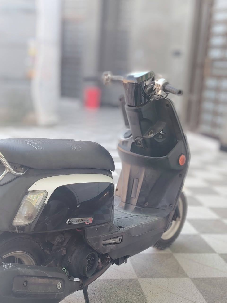 السلام عليكم دراجه ماكس بوليس للبيع موديل 13 كلشي بيها شغال سعر 850 قفل المكان الحله قضاء القاسم اتصل على الرقم ***********
