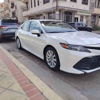 كامري موديل ٢٠١٩ورد امريكي بيه اربع قطع صبغ بيه سحب بشاصي. جهت الصدر ف...