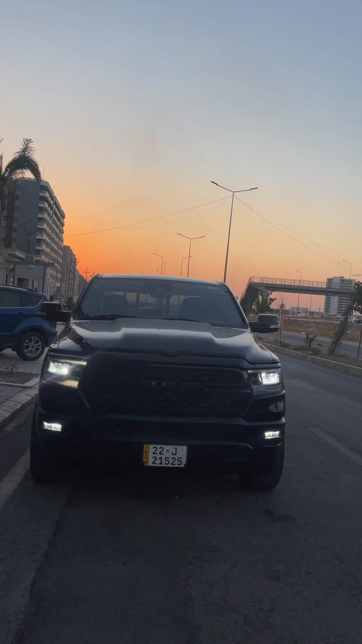 السلام عليكم
Dodge:RAM SPORT 2022
دودج : رأم سبورت 2022
وارد كندي كلين تأيتل 
الممشى :50 الف مأيل
رقم أربيل 
كتأب تضليل 
المواصفات
1:شأشة تيسلا
2:رأدرات أمامي خلفي +توقف ذأتي أمامي خلفي
3: تدفئة كشنات أمامية +ستيرن 
وباقي المواصفات المعروفة للرام سبورت
السيارة جدأ نضيفة بحالة الوكالة ووضع شركة 
للبيع /بسعر مناسب
للتواصل على الرقم /***********
