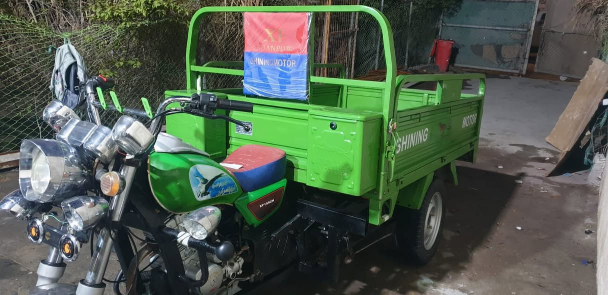 سلام عليكم ستوته كربلائيه مديل 2023 طالعه بل 2025  مكينه بجيس بدي كفاله برغي ماعوزها كهربائيات كلها شغاله تجي وتشوف بعينك  سعرها مليونين وتلثميه 2300 مكاني بصره حيانيه ***********
