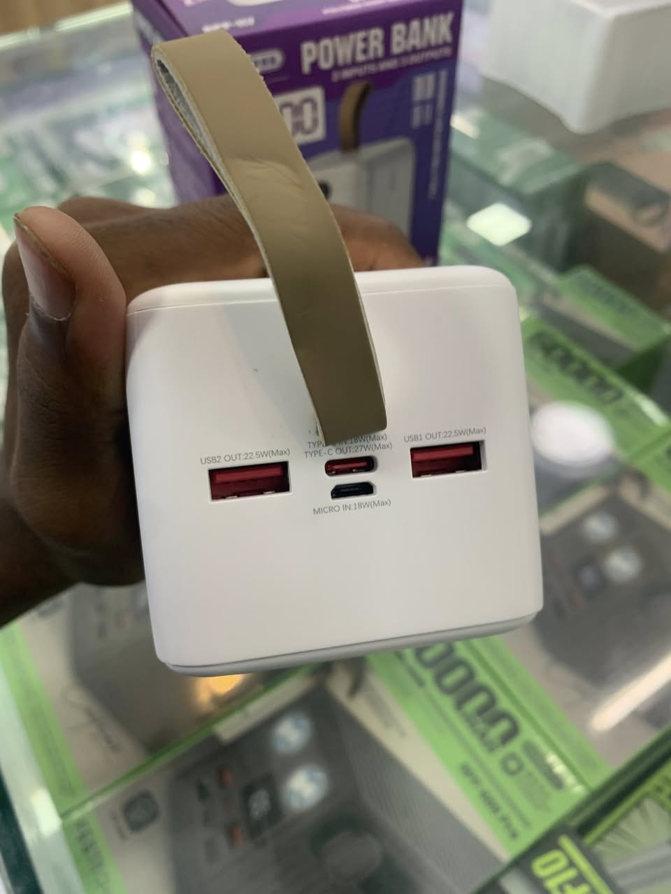 POWER BANK 50.000mAh🔋⚡️

وحش الطاقة الأصلي من REMAX
قوة تدوم… وأداء يفوق التوقعات 🔋⚡
باور بانك بجودة عالية وسعة قوية، مناسب للسفر، العمل، والدراسة.
للاستفسار والطلب عبر الواتساب :34 84 48 61


**إذا كنت صاحب هذا الإعلان وتريد حذفه لأي سبب، رجاءا أرسل رسالة إلى الدعم الفني**