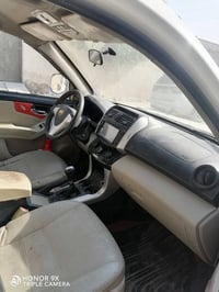 ليفان X60 • ٢٠١٣ • رقم بصره