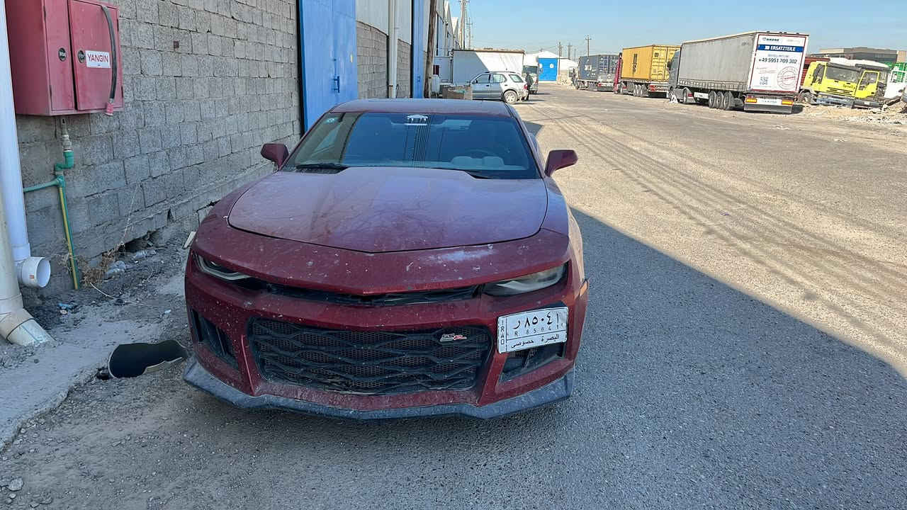 السلام عليكم.كمارو ٢٠١٤ للبيع بصرة مشروع وطني وارد خليجي بيهة جاملغ امامي عكس السايق والجاملغ الخلفي عكس السايق وجاملغ خلفي جهة السايق بي شخط بسيط 
السيارة ٦ سلندر  كير ومحرك مكفول التبريد بنهاية الصيف وكف وبيهة جراد بلجاملغ الخلفي والامامي عكس السايق مكانها بغداد سعرهة ٩٢ وبيهة ملاحضات السيارة بس بل كشر  انما السيارة خير من الله استعمالها يومي وبانزين كلة محسن والزيت امزويل ويم الحسام


**إذا كنت صاحب هذا الإعلان وتريد حذفه لأي سبب، رجاءا أرسل رسالة إلى الدعم الفني**