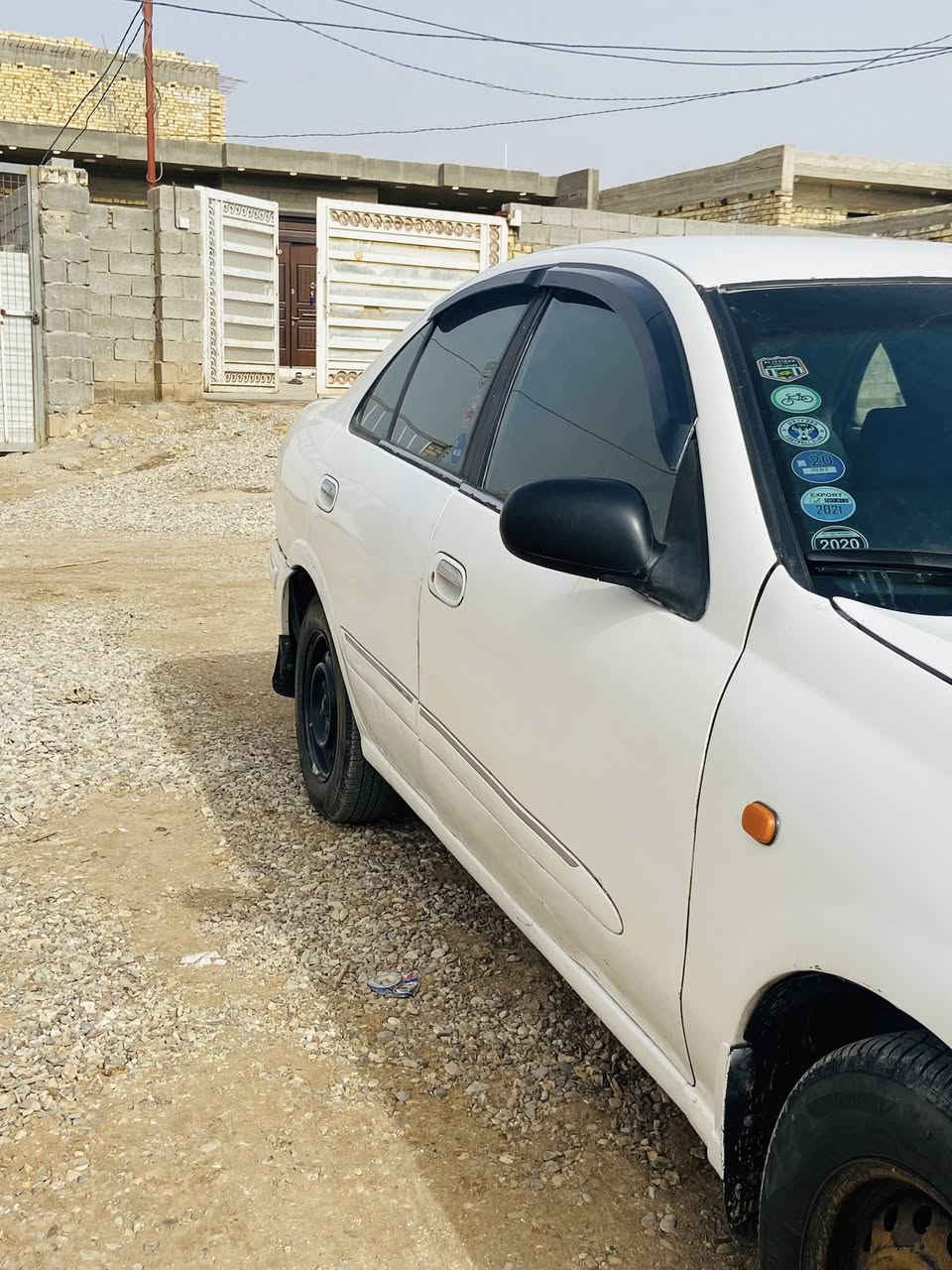 السلام عليكم نيسان سني ياباني موديل 2002 لسياره مال مزاد نضيفه اوراقها كلها كامله وارقامها موجوده منتضر يوصل لقرص مالتها سياره خير من الله مابيها قطره صبغ مابيها ضربه كلشي شغال بيها تبريدها شغال ثلج سياره مابيها اي نقص سعر السياره 50 وبيها مجال اي ستفسار ***********
