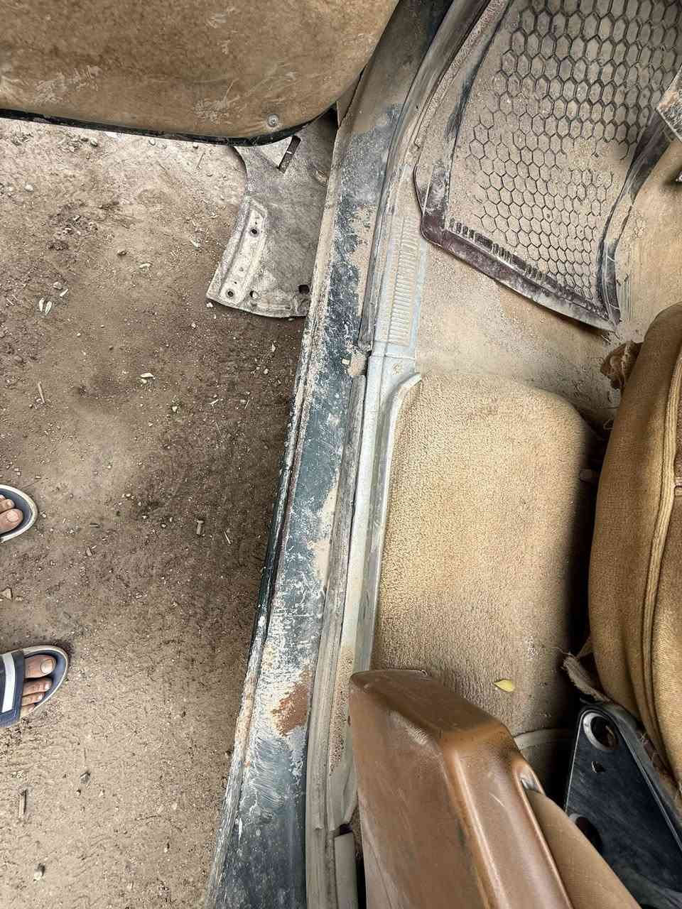 سوبر بان تفصيخ اغراض للبيع نضافه 90‎%‎كل الاغراض متوفر للشفر وجمس موديل ثمانينات***********
