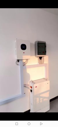 قضاء طوز خورماتو • منظومة شمسية • بطارية 10.24 كيلوواط