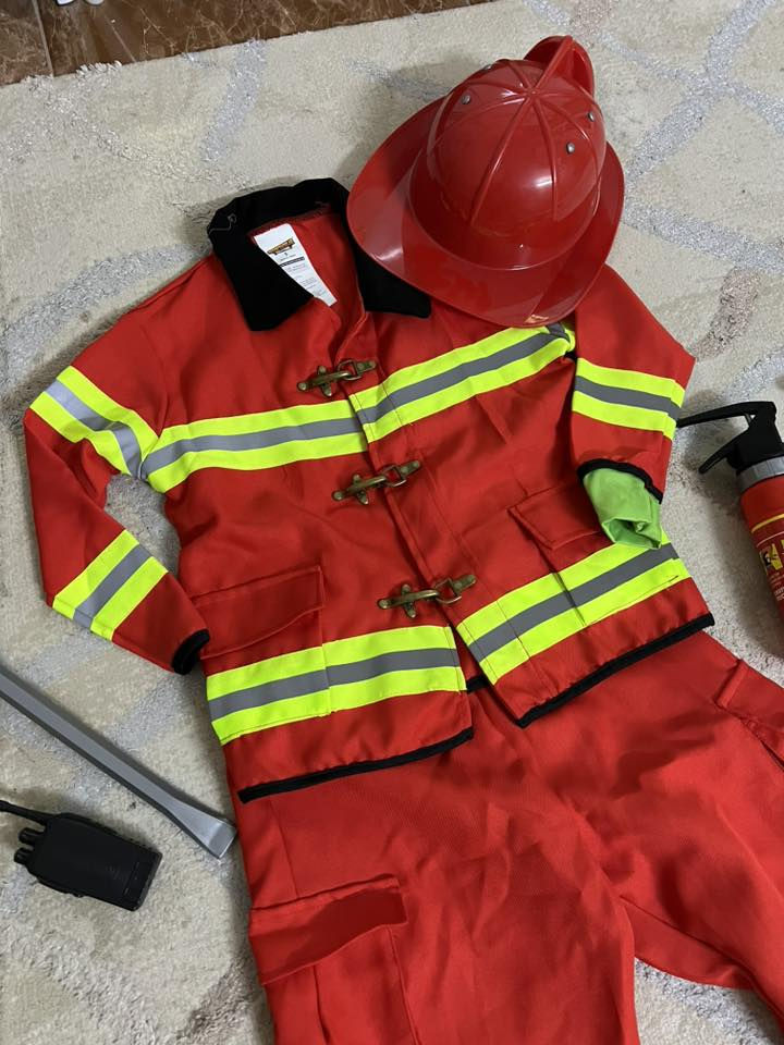 عندي هذا زي اطفاء اشتريته لابني ومالبسه يلبس عمر 6 7 بعده جديدكامل


**إذا كنت صاحب هذا الإعلان وتريد حذفه لأي سبب، رجاءا أرسل رسالة إلى الدعم الفني**