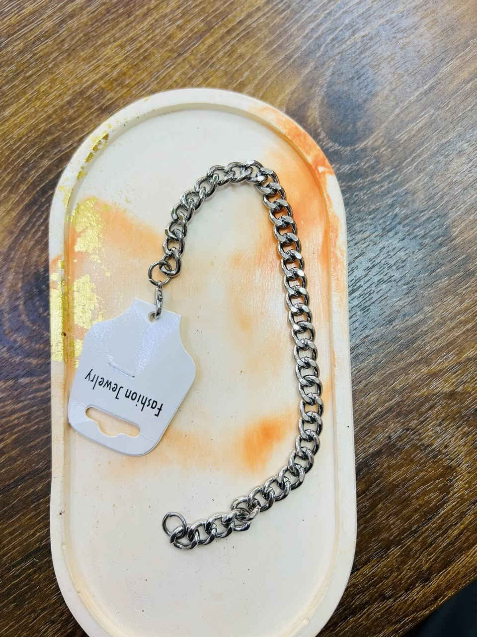 اكسسوارات باربي ✅

توفر اسوار رجالي 
تصاميم مختلفة 

طلاء نحاسي 

السعر الفين دينار ❤️‍🔥


**إذا كنت صاحب هذا الإعلان وتريد حذفه لأي سبب، رجاءا أرسل رسالة إلى الدعم الفني**