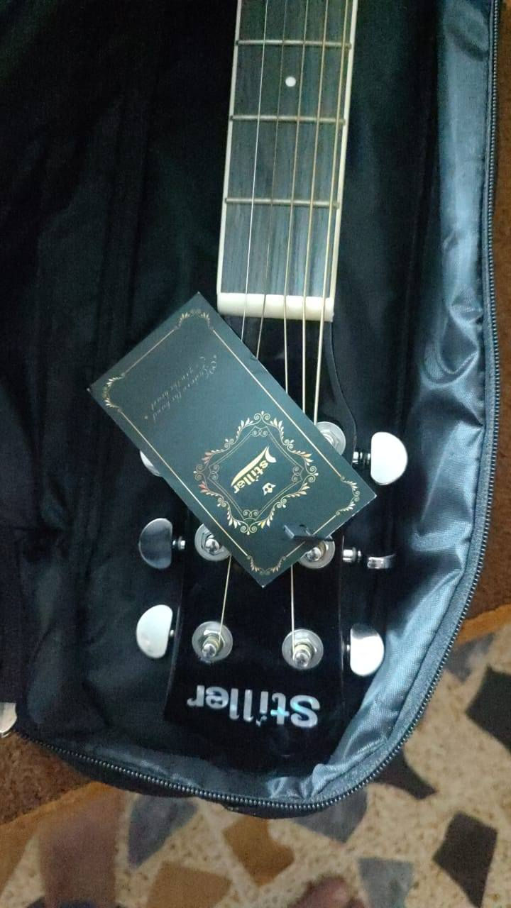 جيتار كامل المواصفات 
ماركه مال امازون سعره 125 
الي يحب يتخل خاص


**إذا كنت صاحب هذا الإعلان وتريد حذفه لأي سبب، رجاءا أرسل رسالة إلى الدعم الفني**