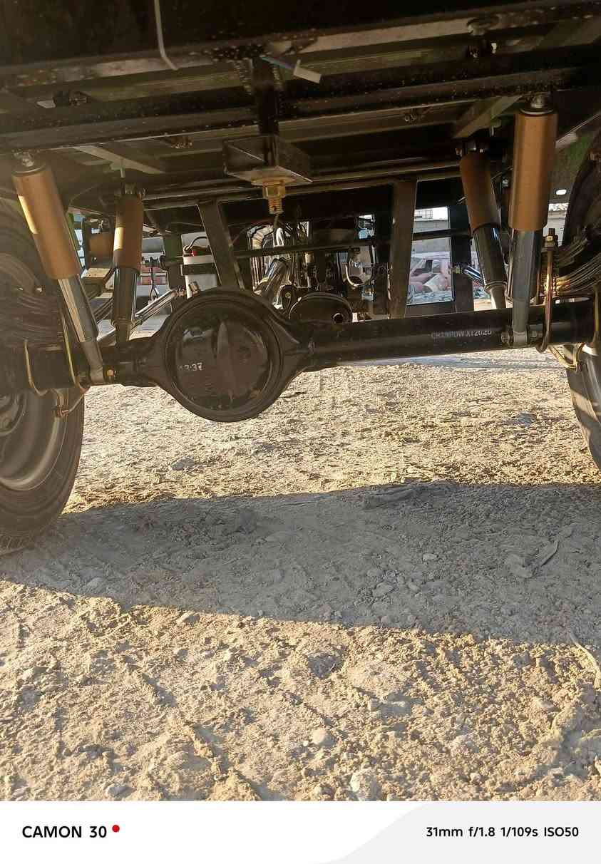 السلام عليكم ورحمة ستوتة زيرو البيع خمسة وعشرين طلعة بل ستة وعشرين السعر مليونين ونص ***********
