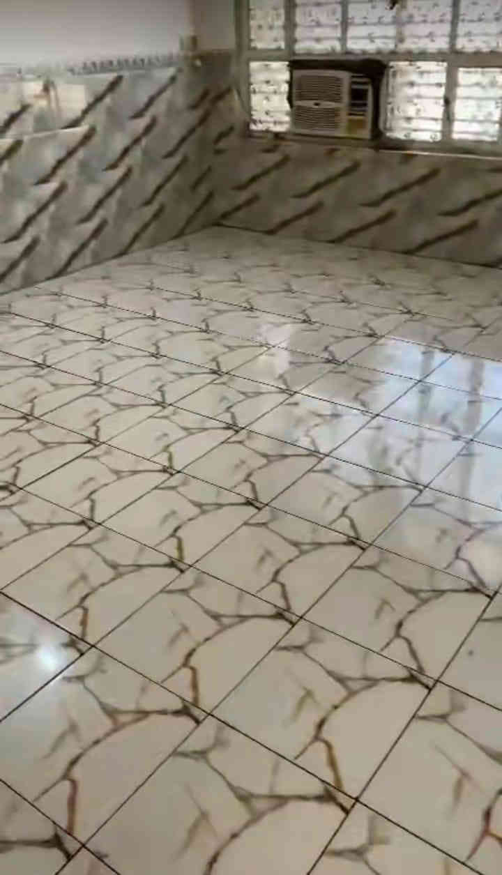 كادر خلفات لبخ بناء بورك سيراميك مكطوع على المتر على اليوميه وين ماجان اشتغل
***********
***********
والرزق على الله
