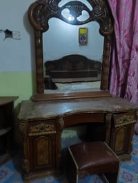 ميز مراية • ميز بلازمة • جرباية