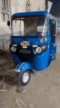 سلام عليكم تكتك للبيع رقم موديل  20 شهر 9  مصبوغه جماليه خاص مقلق اتصال ***********
