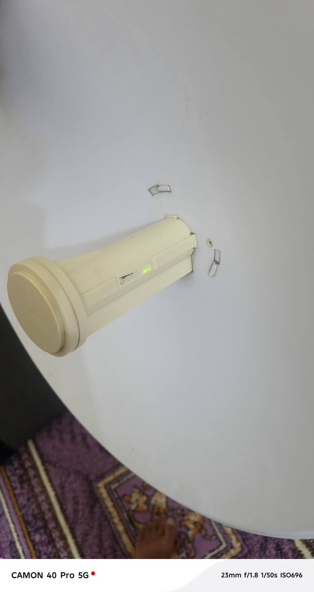 صحن شبكة شرط فحص ربطت ويا راوتر شغال ويا واير يجي سعره خاص مكاني رميثة رقم موبايل ***********
