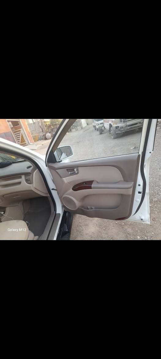 السلام عليكم كيا سبورتج موديل 2009
خليجي مكينه2000 بيهه بارد كد شبر بالجاملغ الأمامي الأيمن 
السعر:120 وبيهه مجال بسيط
للأستفسار : ***********
