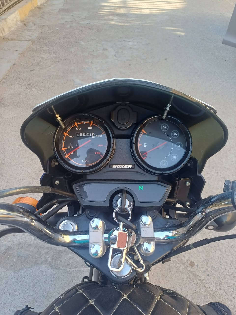 سلام عليكم دراجة بوكسر  موديل ٢٠٢٣ شهر ١٢ ماشية ٢٠ الف سنوية بسمي تحويل ثاني يوم  السعر مليونين و ٨٠٠ وبيهة مجال بصيط رقمي ***********
