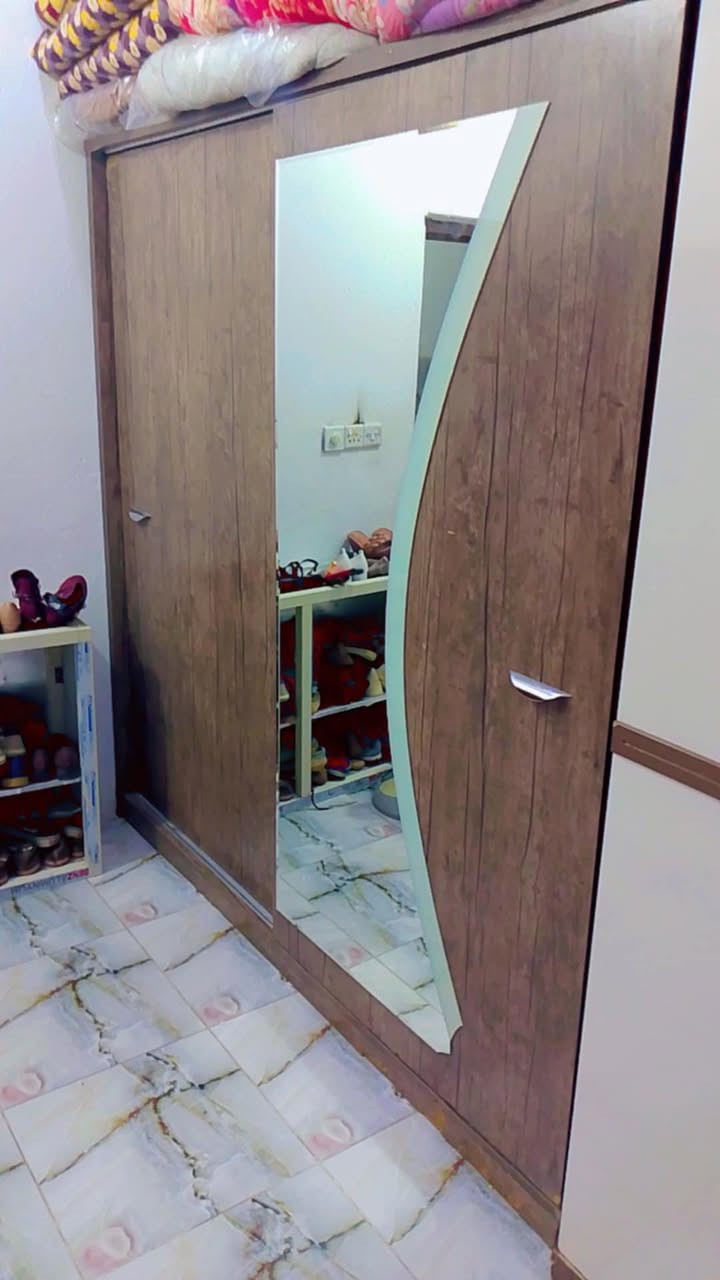 كنتور تركي ضخم قيم السعر وبلعافيه مع تخم صغير متحرك هم قيم السعر مكانهم بلديات مقابيل شارع المدارس


**إذا كنت صاحب هذا الإعلان وتريد حذفه لأي سبب، رجاءا أرسل رسالة إلى الدعم الفني**