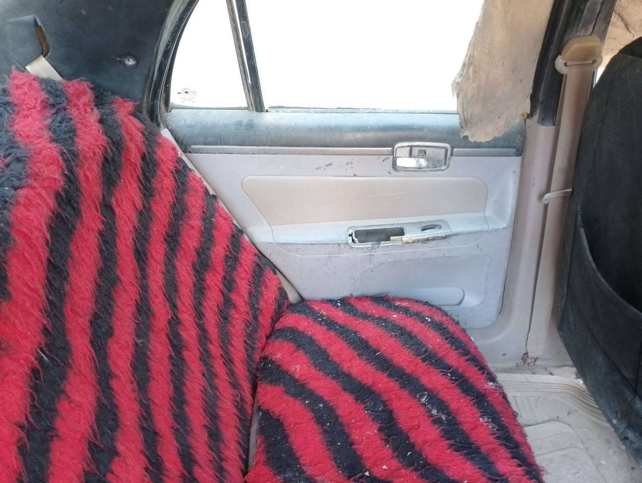 سياره جلي سيكي للبيع محور مكينه وكير كورله تسقيط ضربه بيه بجانب الايسر للستفسار اتصال على رقم ***********
