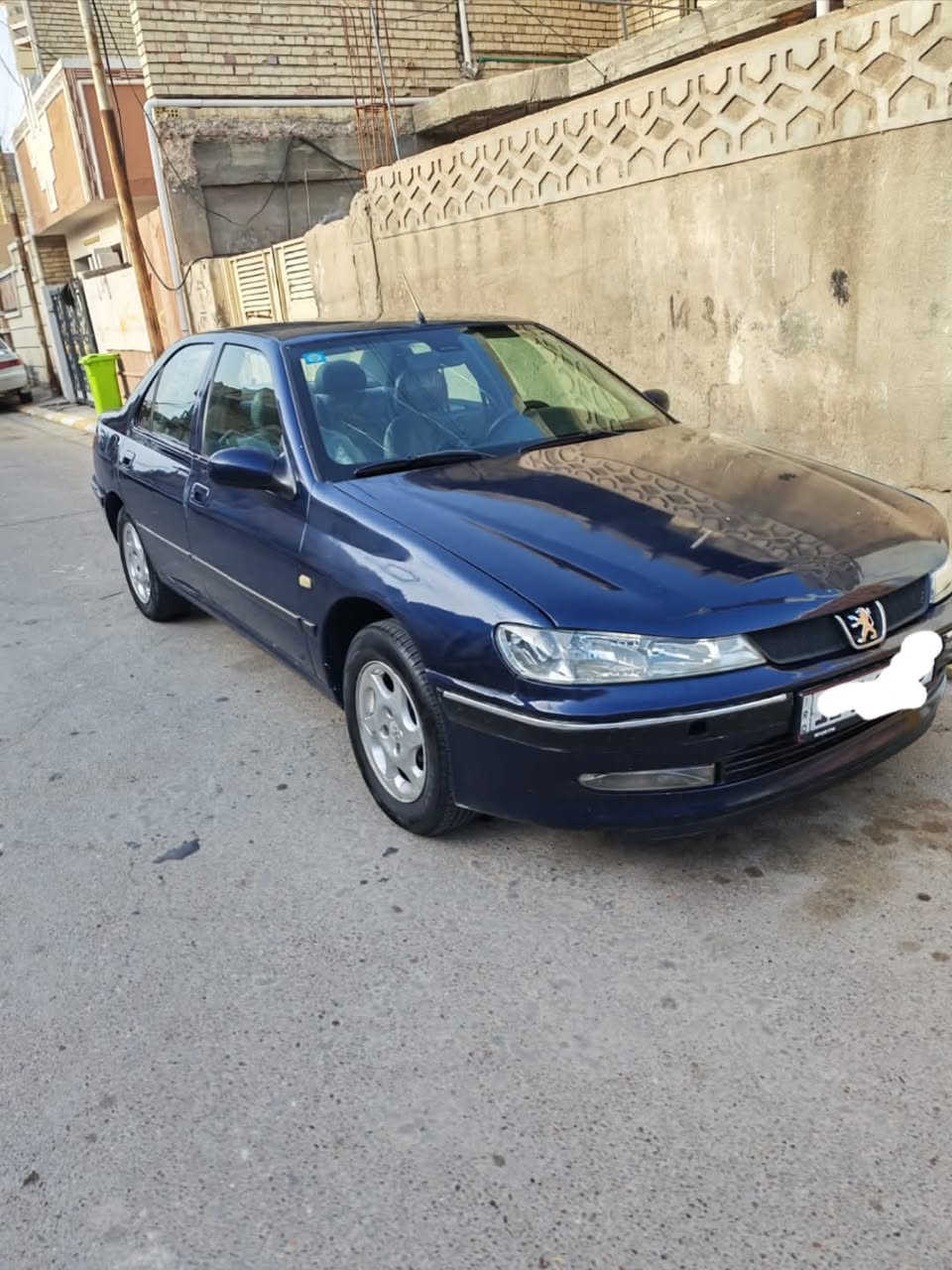 بيجو فرنسي موديل 2001   حجم السياره (406)سياره جاهزه ما بيه نقص برغي رقم بغداد انكليزي تبريد شغال ثلج مكينه وكير مكفولات  تخم تاير جديد مصبوغه عام للجماليه للبيع او مراوس 
السعر (48) رقم صاحب السياره  (***********)الرقم 
الثاني (***********)

