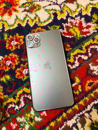 ايفون ١١ برو ماكس ذاكرة ٢٥٦ بطارية ١٠٠ مبدله اصلي دبل سيم نمودج ZA جها...