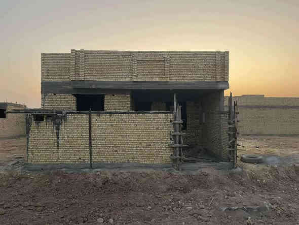 #هيكل للبيع بناء شخصي ، #في مجمع البيادر السكني #المساحة 200م
#مجاري ونزالات كهرباء كاملة 
#مطلوب 95 مليون ، #القسط 495

#السعر المطلوب 138 
#للتواصل والاستفسار زيارة المكتب (حي الحسين الاربع سايدات - مقابل معرض بغداد للتقسيط) 
او #الاتصال ***********
او #واتساب ***********
