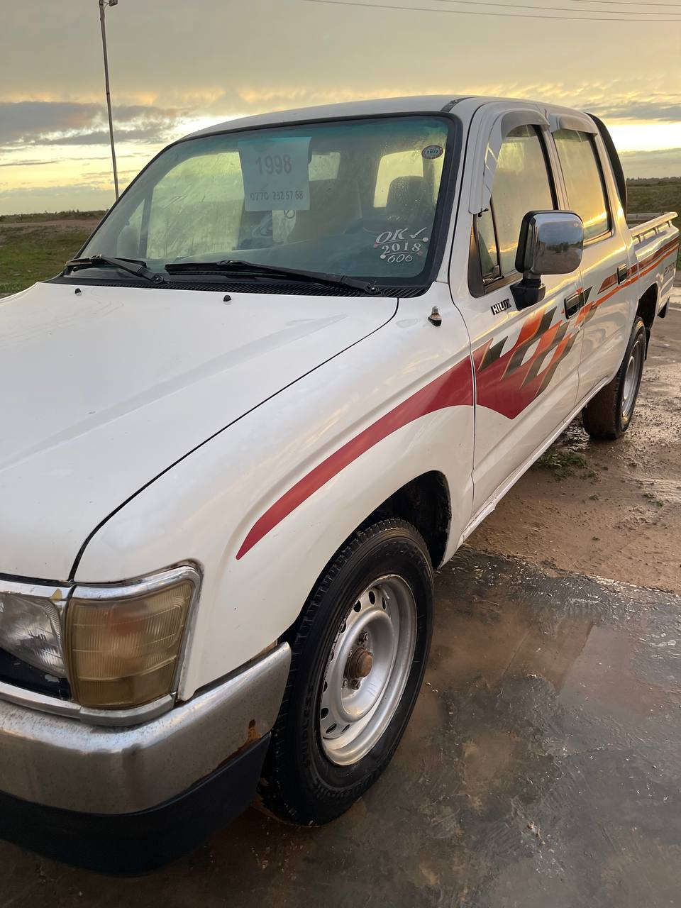 اسلام وعليكم سياره للبيع تيوتا ياباني موديل 98 نضيفه مال جناي بس البدي مرشوش فقط ولباقي مكفول مكانها سياره ديالي العظيم ***********
