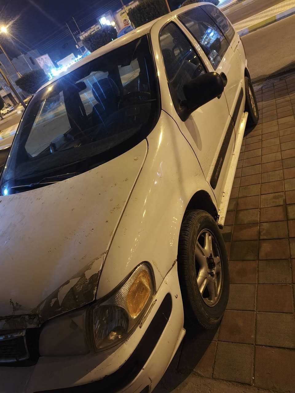 السلام عليكم ورحمة الله وبركاته 
شوفرليت فنجر موديل 2002 رقم الانبار انكليزي 7 راكب  كير ومحرك شرط  صدر نص عمر مابيها اي ضربه ولا صبغ السياره بلاد تخم تاير  كير تعليك  ب53 ورقة نقص شباك امامي 
***********
