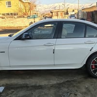 بي ام ٣٢٨ • ٢٠١٣ • قير ZF ٨سرعات