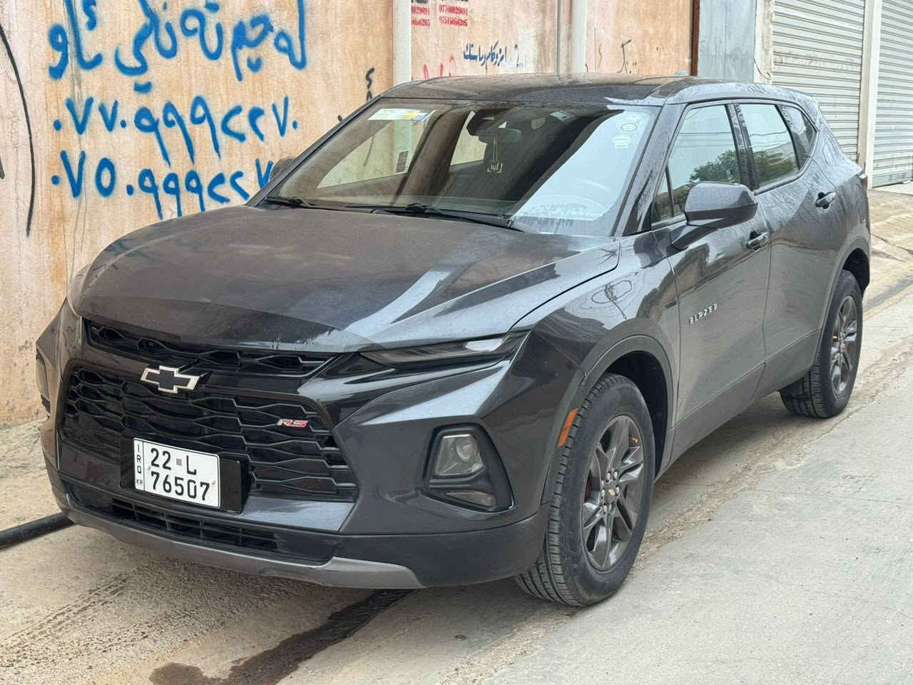 للبيع او مراوس  بلايزر شوفرليت فئه LT موديل 2021 ماشي 91km بدون حادث كلين فقط سرقه دعاميات بدون ايرباك  المواصفات معروفه تبريد قطعتين كشن كهربائي لايت زينون شركه لدات حاجب بلجكتور زينون حداديه كير اكسل محرك تايرات خير من الله السياره رقم شمالي تريد تحويل تريد وكاله اني خادم للستفسار اطلب الرقم التالي
,( *********** ) وتساب او خاص مفتوح
