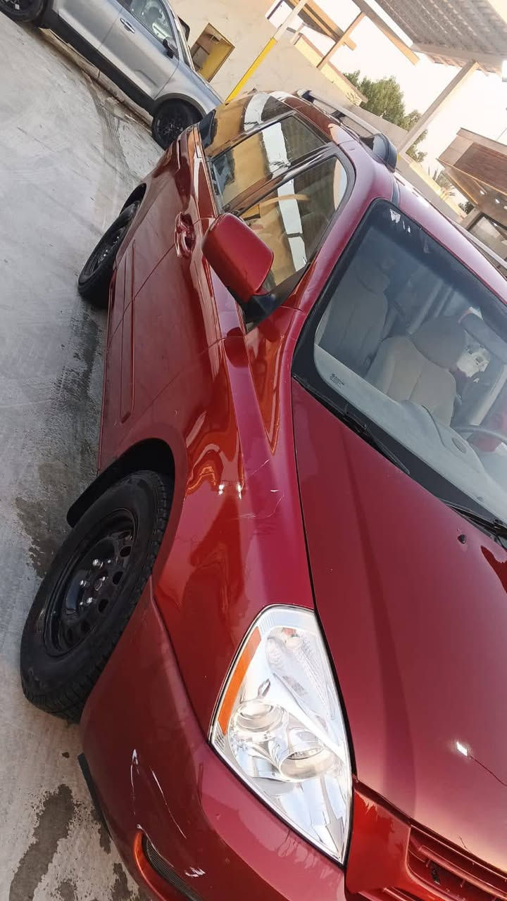 سلام عليكم ادوات كصه كيا سيدونا ٢٠١٣ سيارة جديدة ٧ راكب سياحي  VIP فول مواصفات ٦ سلندر دووش تخم تاير كير ومكينه وحداديه كلها جديده تحكم ستيرين بيع فقط بدون مراوس متوم رقم بغداد  السعر ٦٠ تواصل  ***********
