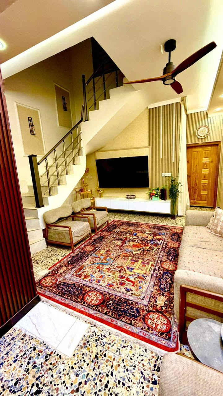 📢 اعلان 📢📢 اعلان 📢 
       👇               👇
⚜⚜ للبيع ⚜⚜ للبيع ⚜⚜دار سكن  طابو زراعي سند 25  (ملك صرف)   🏠 ، المساحه 100متر واجهه 5 نزال 20
🌍 الحله/ مرانه مجاور محطة وقود حمورابي(بته)  مقابل المدهش باب الدخول يبعد عن شارع 60 بحدود 80 متر
شوارع تبليط 10متر  اناره شوارع 

#السعر_راجع المكتب او اتصل على الارقام التاليه
👇
  #مكتب_الحسيني_للعقار  بداية شارع الحسينيه من اتجاه شارع 60 مقابل أسواق سيد ماركت ثالث عماره على اليسار  او 📞 الاتصال على هواتف المكتب 
☎️*********** اتصال+واتس
☎️ ***********
⚜⚜⚜⚜⚜⚜⚜⚜⚜
