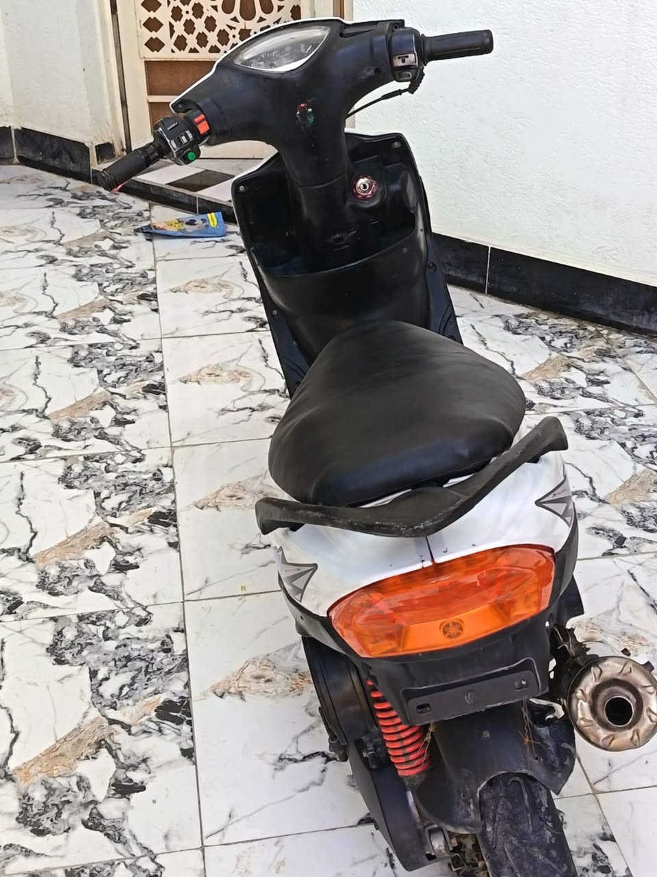 سلام عليكم دراجه ماكس عدله للبيع مكينه مفتوحه الدراجه كامله شغله من طول للطول بوشه بلاد مامزوده السعر 350 وبيعه مجال


**إذا كنت صاحب هذا الإعلان وتريد حذفه لأي سبب، رجاءا أرسل رسالة إلى الدعم الفني**