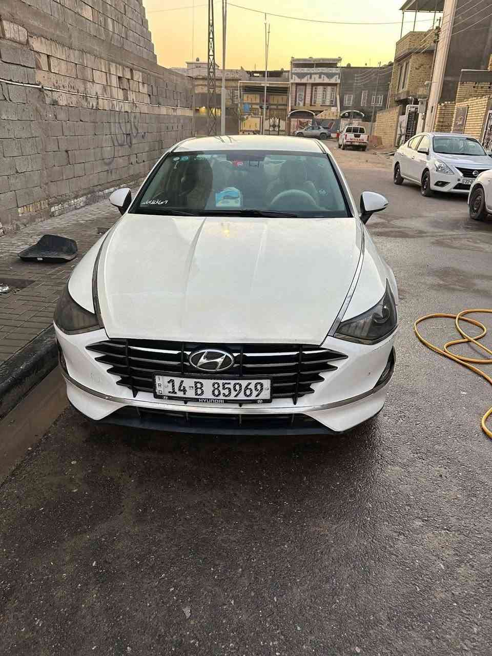 سوناتا 2023 اصل خليجي تكسي دبي مصبوغة  عام بيهة ضربة بالجنطة ودعامية أمامية خفيفة سيارة جاهزة كفالة مكينة كير بطارية الهايبرد كلهن جاهزات ستوني مبدل دهن عند الحسام بلنص قبل يومين مسوي بيع مستعجل 125 ورقة مكاني بصرة زبير *********** ابو الخصيب, البصرة
