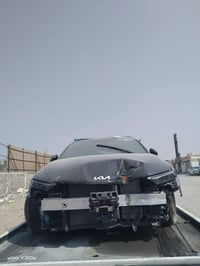 بنيدk5 للبيع اصلي موديل 25  فتحته من سيارتي  يرادله شويه تعديل  077172...
