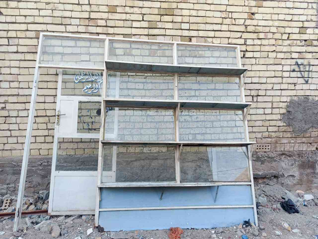 سلام عليكم جام خانه لعرض 3مترات وطول 2ونص مكاني بغداد رقم ***********
