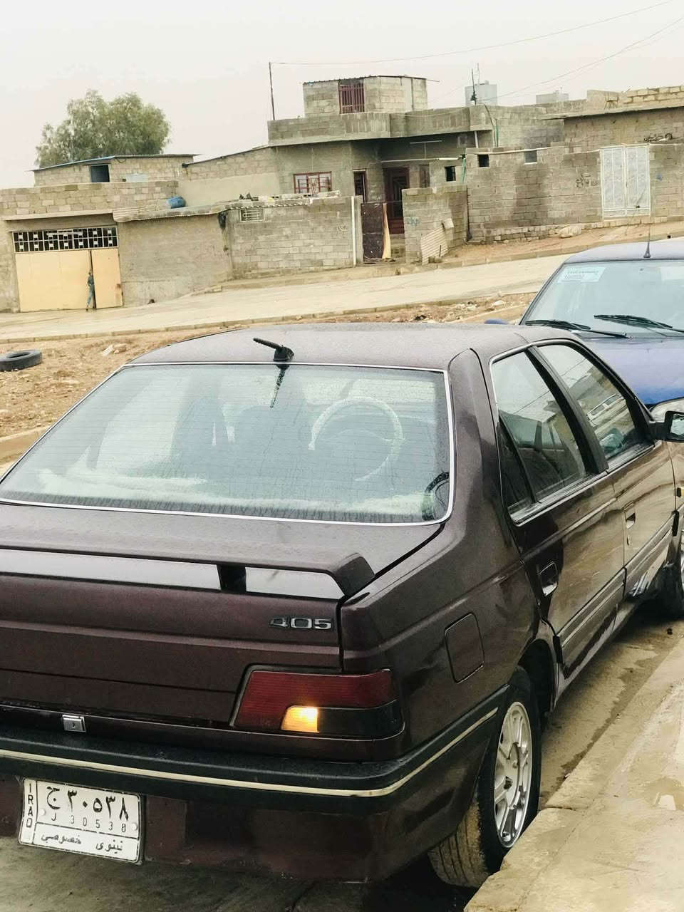 السلام عليكم خوان بيجو 405
موديل 92
كابون بيها
شرعي جيراني 
غرامات صفر 
سياره حلوه مال بيت 
للبيع او معارض بكوين او سيكي حسب القناعه الي عنده يتفضل وتساب ***********
