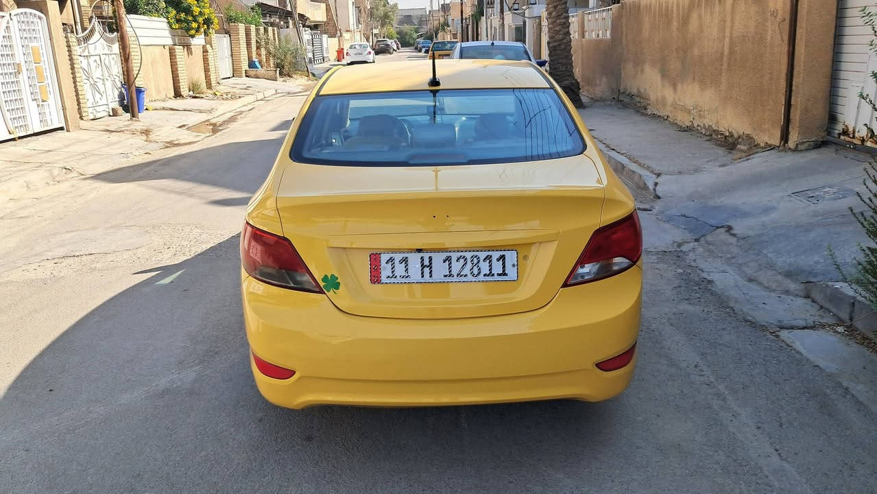 سلام عليكم .
اكسنت امريكي ٢٠١٦ 
١٦٠٠ gdi 
السونار مرفق 
ب اسمي مصفره هيئه ..
حي الجهاد بغداد 
***********
