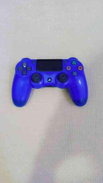 بلي4 فات جديد مستخدم فترة قليلة نضافة 100%تجي تشوفة وتفحصة يلا تاخذة ويا يدات 2 اصليات مع وايرات 2 شحن لليدات  السعر 200 الف للاستفسار ***********
