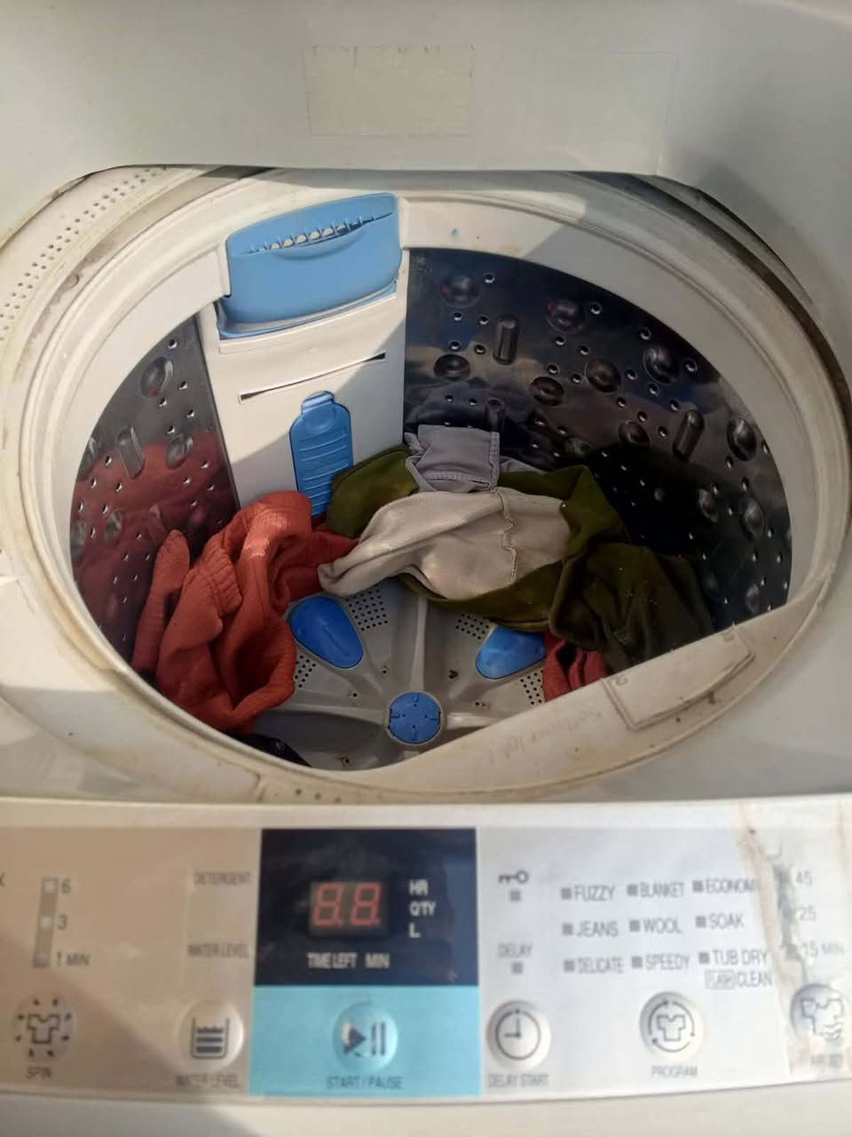 اغراض بيت كولش نضيفه اي ضرر مبيهه الطباخ 225 والكاونترً تسكام 230 والغساله 125 وبيهم مجال للشراي موجود توصيل بغداد


**إذا كنت صاحب هذا الإعلان وتريد حذفه لأي سبب، رجاءا أرسل رسالة إلى الدعم الفني**