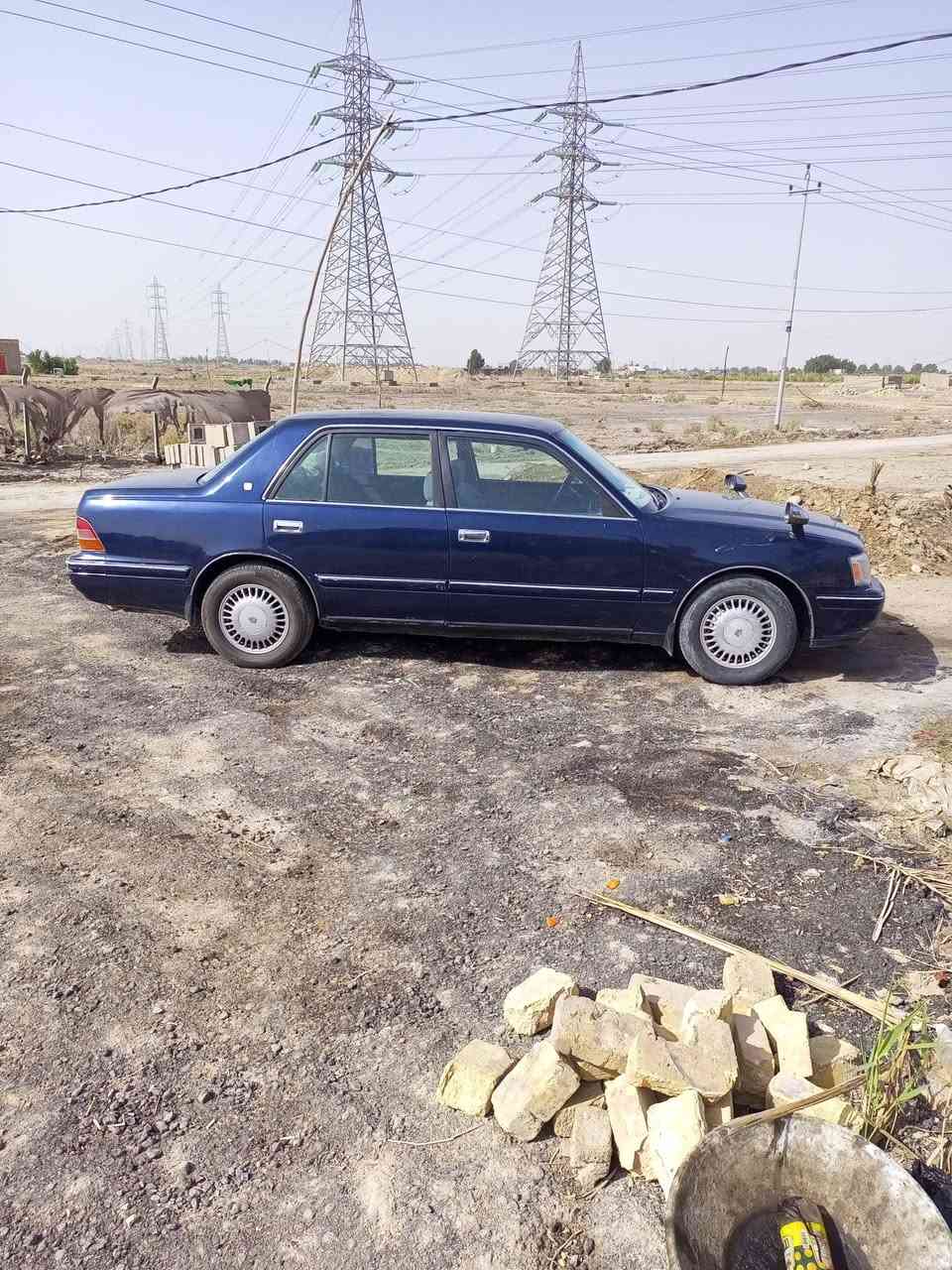 سياره راس الثور تكم جاهزه محرك2500ففتي تبريد بيها فخذه مصبوغة عام السعر 70بيها مجال السياره جاهزه مابيها نقص ذيقار سوق الشيوخ ***********
